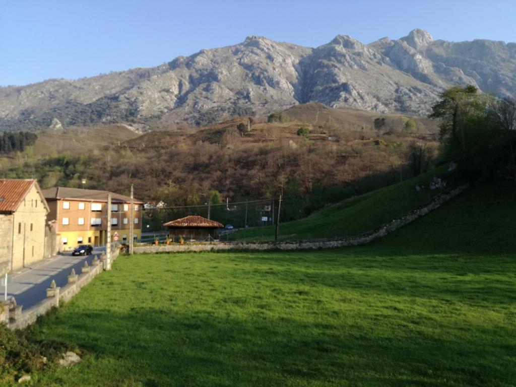 Pension Casano Arenas De Cabrales Exterior photo